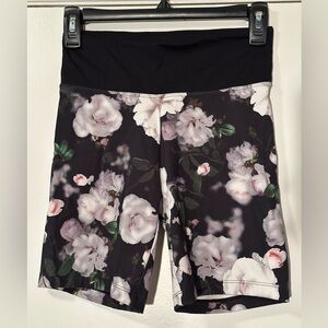 Victoria Sport Floral Biker Shorts size xs